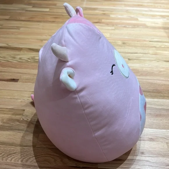 Squishmallow Clay the 16” cow NWT🐄💖 - Picture 8 of 9